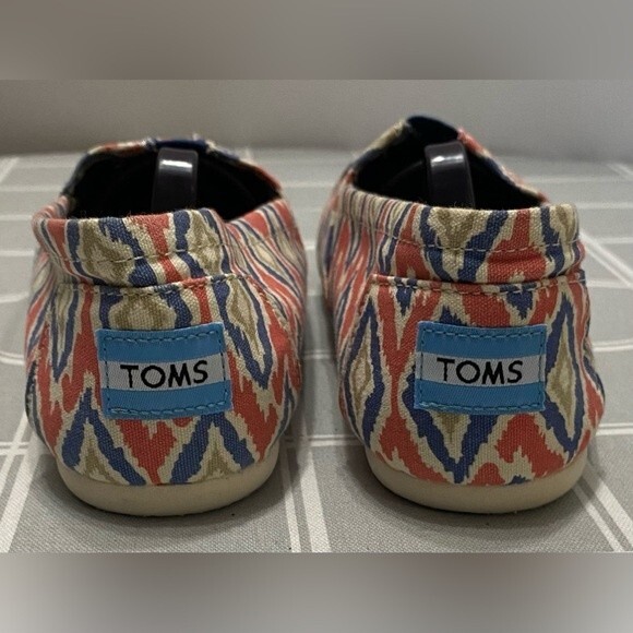 Tom’s Women’s Multi Canvas Festival Ikat Print Flats Espadrilles Size 8 - Picture 3 of 11